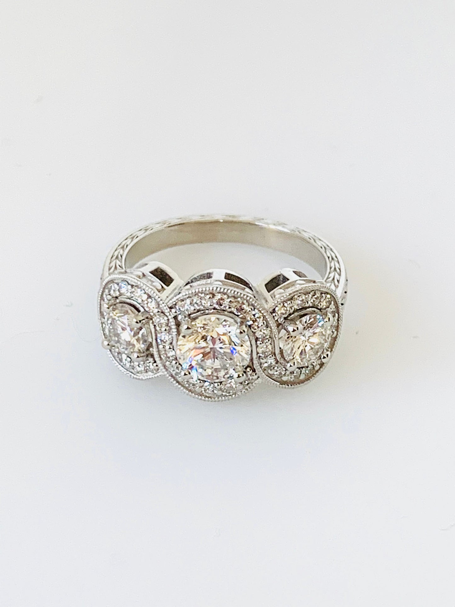 Three Stone Super Halo